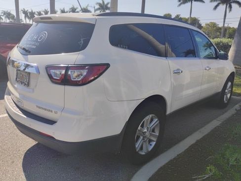 Used 2014 Chevrolet Traverse LT image 4