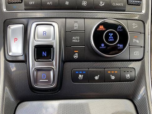 Used 2023 Hyundai Santa Fe Limited image 29