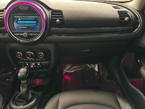 Used 2019 MINI Cooper Clubman Cooper image 27