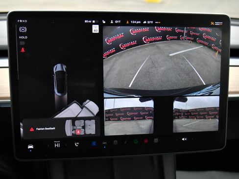 Used 2021 Tesla Model 3 Standard Range Plus image 18