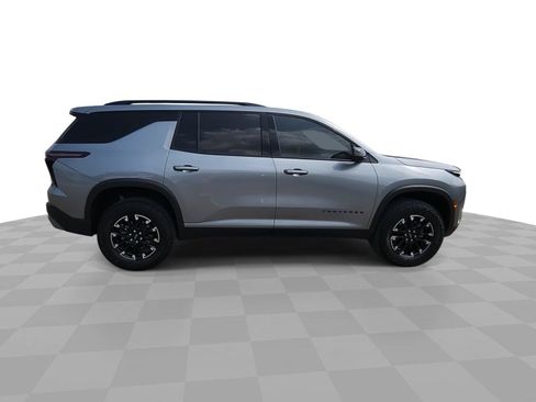 Used 2026 Chevrolet Traverse Z71 w/ Driver Confidence Package AWD/4WD image 9
