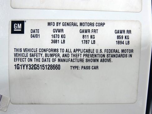 Used 2001 Chevrolet Corvette Convertible w/ Preferred Equipment Group2 image 40