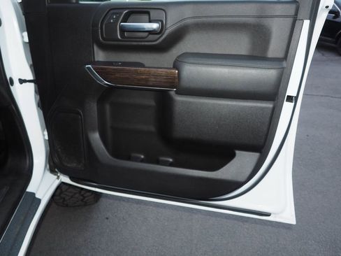 Used 2023 GMC Sierra 2500 SLE w/ SLE Convenience Package image 23