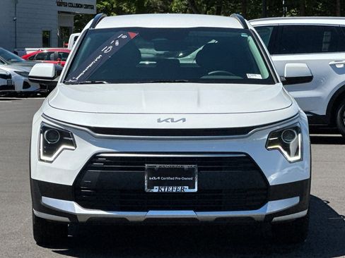 Certified 2025 Kia Niro LX FWD image 9