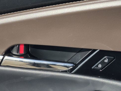 Used 2022 MAZDA CX-30 2.5 Turbo w/ Premium Package image 17