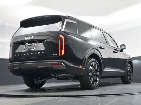 New 2027 Kia Telluride S image 24
