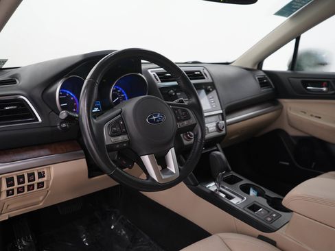 Used 2016 Subaru Outback 2.5i Limited AWD/4WD image 26