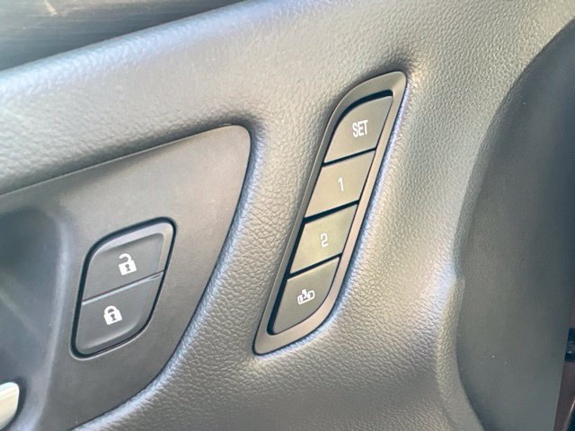 Used 2020 Buick Envision Essence AWD/4WD image 8