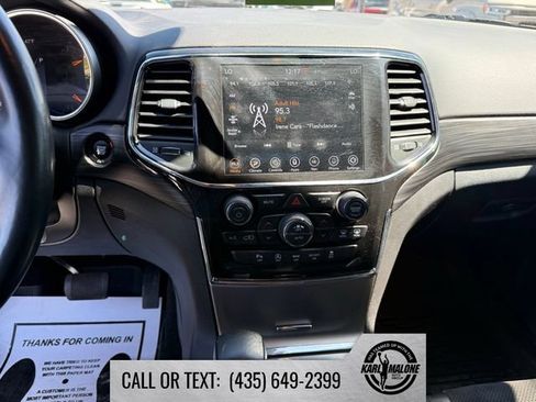 Used 2021 Jeep Grand Cherokee Laredo X AWD/4WD image 18
