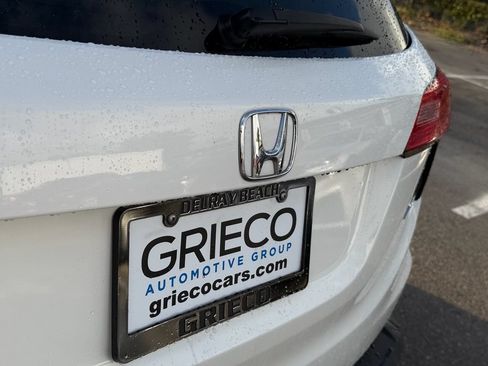 Used 2016 Honda HR-V EX image 13