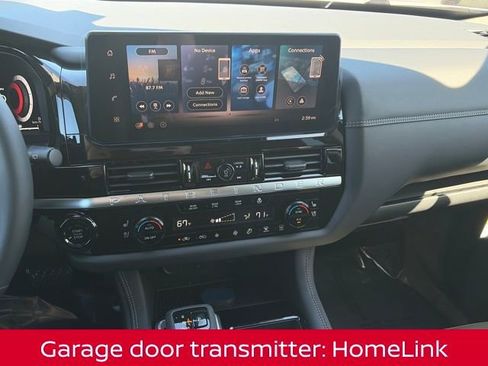 New 2026 Nissan Pathfinder Platinum image 21