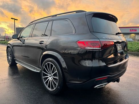 Used 2023 Mercedes-Benz GLS 580 4MATIC image 8