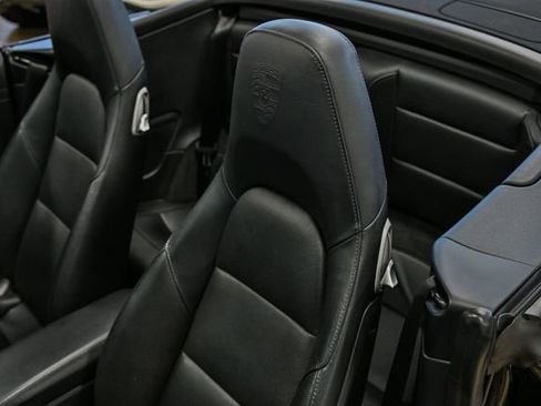 Used 2017 Porsche 911 Carrera image 24