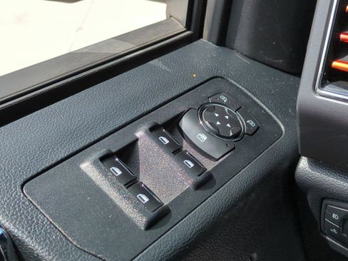 Used 2018 Ford F150 XLT w/ Equipment Group 302A Luxury image 25