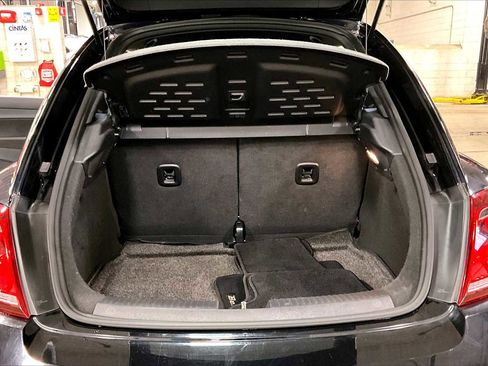 Used 2018 Volkswagen Beetle 2.0T S image 32