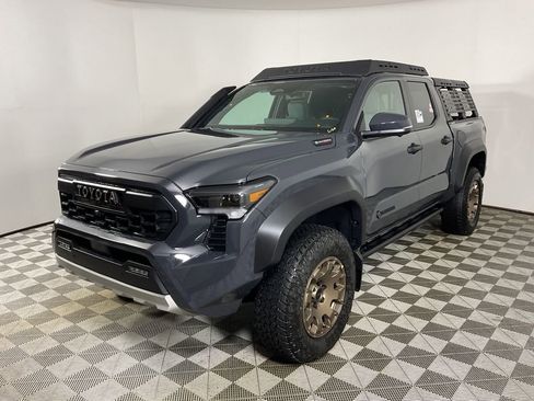 New 2026 Toyota Tacoma Trailhunter image 3