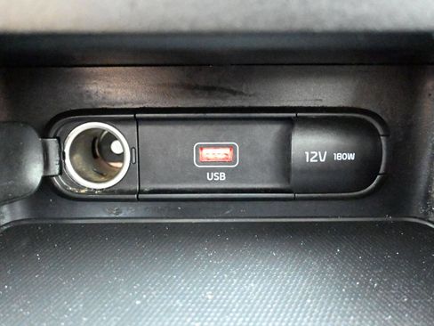 Used 2023 Kia Forte LXS w/ LXS Technology Package FWD image 18