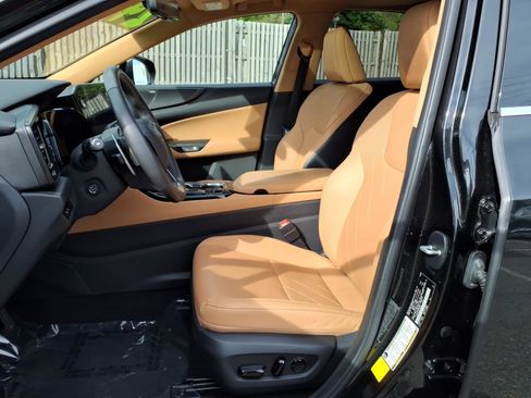 Certified 2024 Lexus NX 350 AWD w/ Vision Package image 18