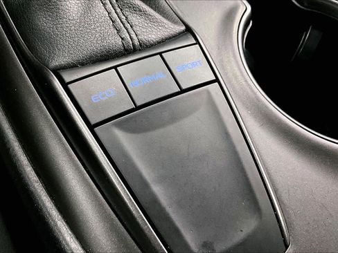Used 2024 Toyota Camry SE w/ Blackout Package (TMS) FWD image 35