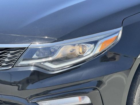Used 2020 Kia Optima LX image 10