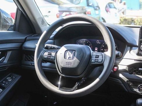 Used 2025 Honda Accord SE image 21