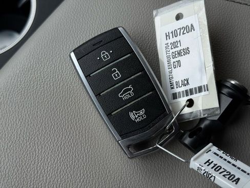 Used 2021 Genesis G70 3.3T image 40