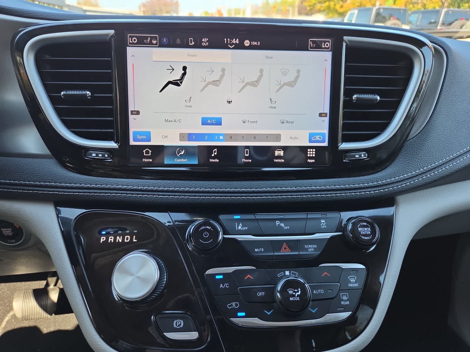 Used 2023 Chrysler Pacifica Touring-L FWD image 26