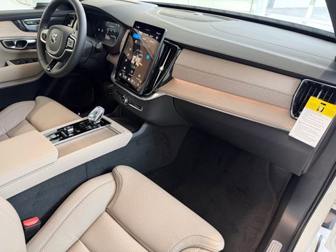New 2026 Volvo XC90 B6 Ultra w/ Protection Package Premier AWD/4WD image 20