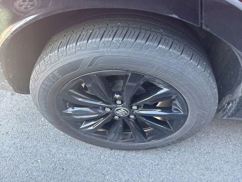 Used 2025 Buick Envista Sport Touring w/ Convenience I Package image 5