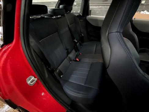 Certified 2025 MINI Cooper 4-Door Hardtop image 30