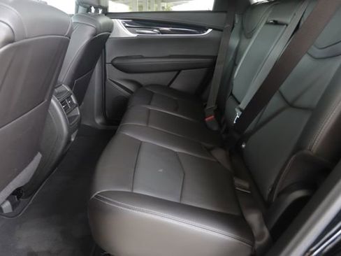 Certified 2025 Cadillac XT5 Premium Luxury image 32