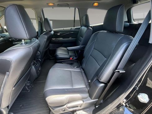 Used 2021 Honda Pilot Elite image 22