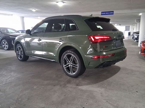 Used 2023 Audi Q5 e Premium Plus image 3