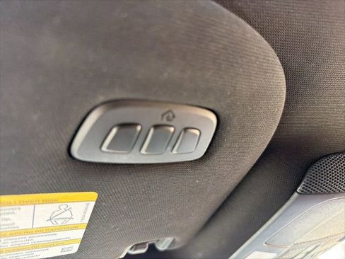 Used 2024 Ford Expedition Limited image 29