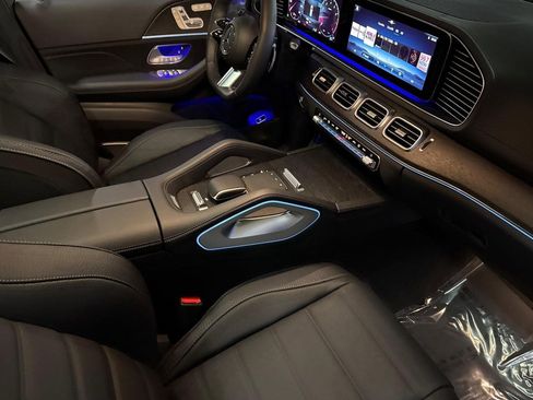New 2026 Mercedes-Benz GLS 580 4MATIC image 27