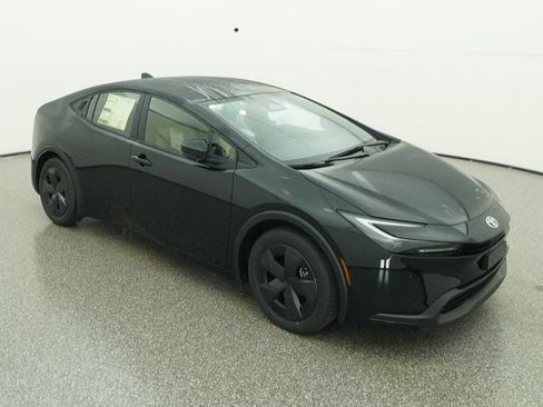 New 2026 Toyota Prius LE image 13