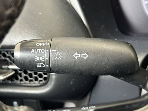 Certified 2024 Honda HR-V EX-L image 29