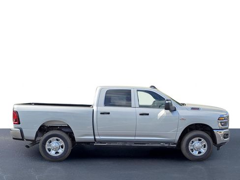 New 2026 RAM 2500 Tradesman AWD/4WD image 8