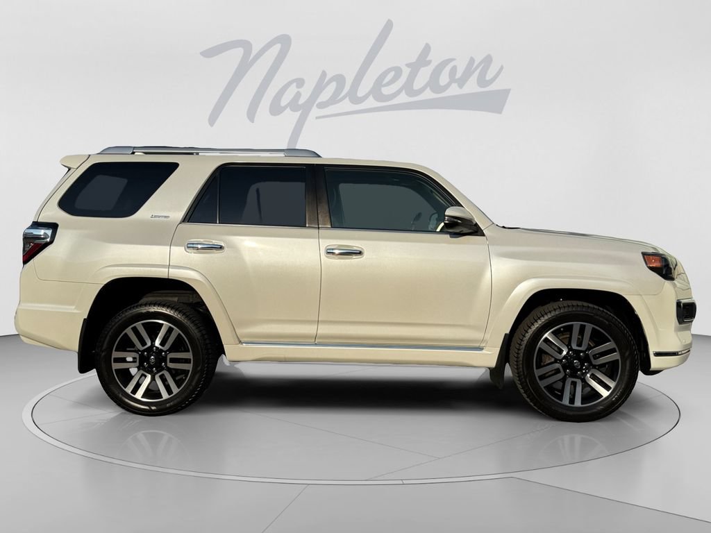 Used 2021 Toyota 4Runner Limited AWD/4WD image 7