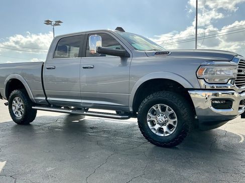 Used 2022 RAM 2500 Laramie w/ Chrome Appearance Group image 6