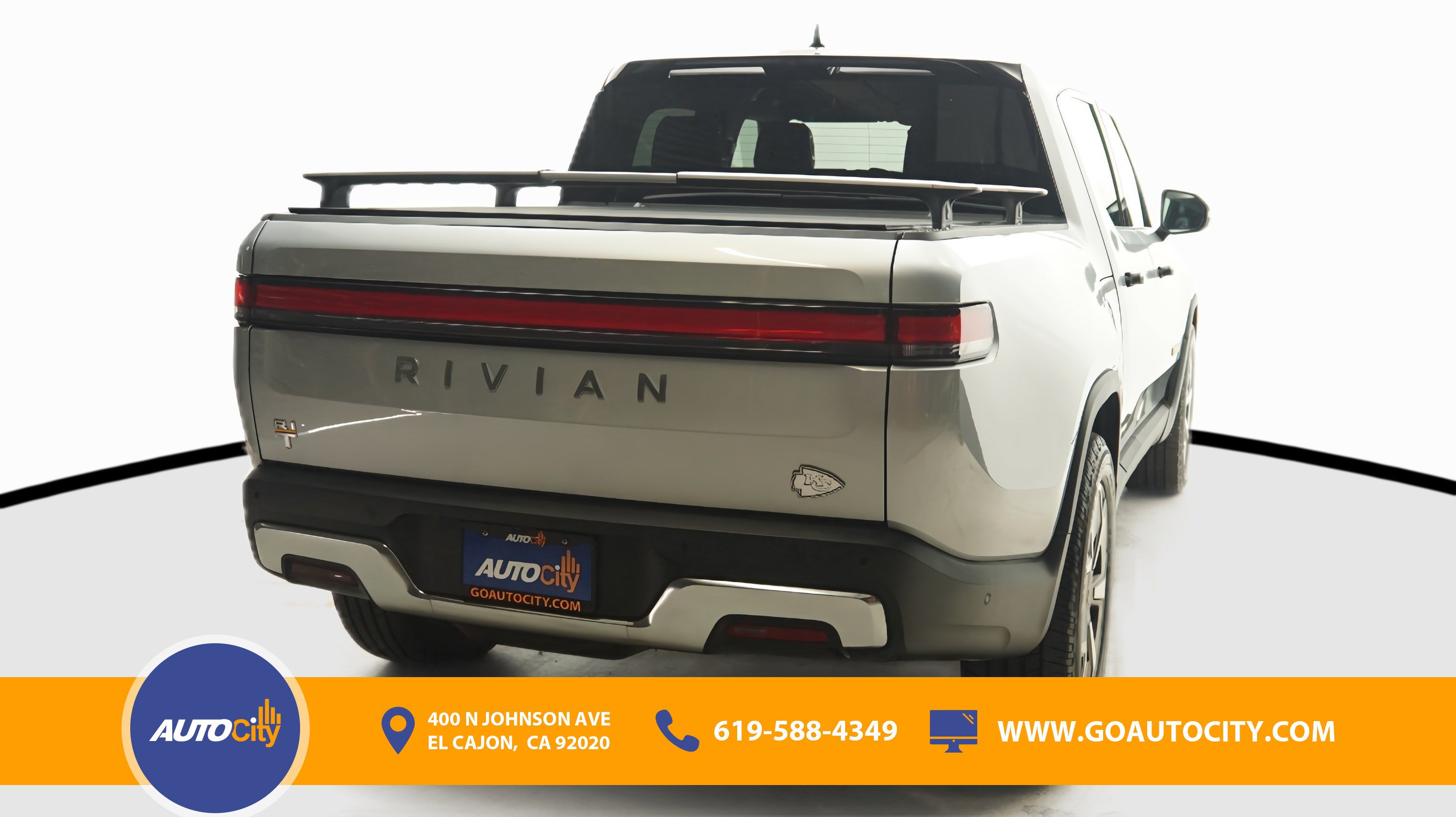 Used 2022 Rivian R1T Adventure AWD/4WD image 10