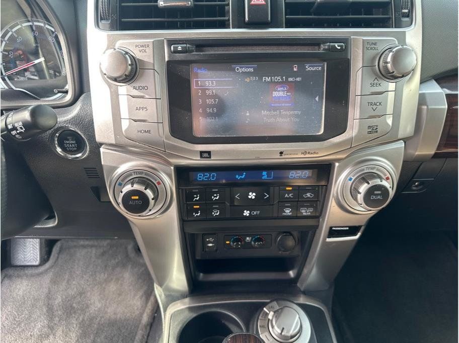 Used 2015 Toyota 4Runner Limited AWD/4WD image 20