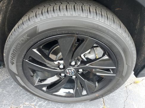 Used 2024 Buick Encore GX Sport Touring image 6