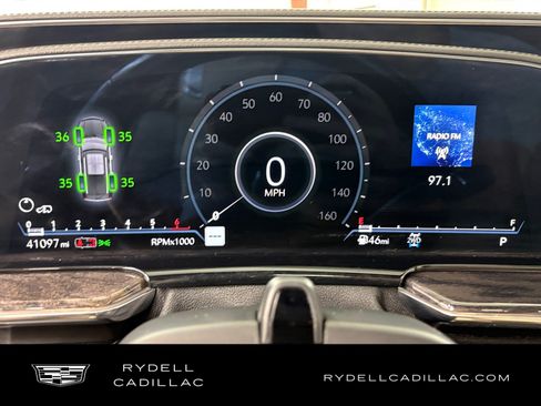 Used 2022 Cadillac Escalade Premium Luxury w/ Performance Package AWD/4WD image 14