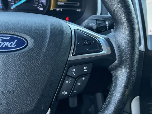 Used 2019 Ford Edge SEL w/ Equipment Group 201A image 19