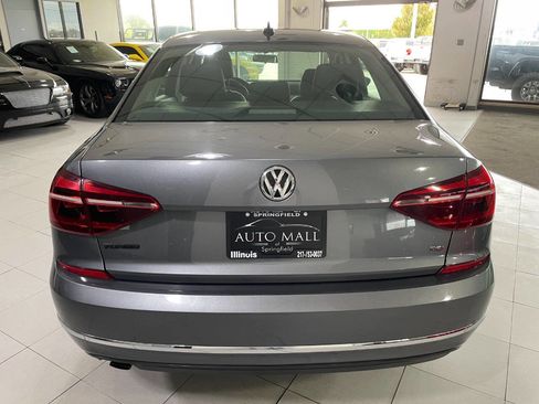 Used 2019 Volkswagen Passat 2.0T Wolfsburg w/ Wheels & Sunroof Package image 6