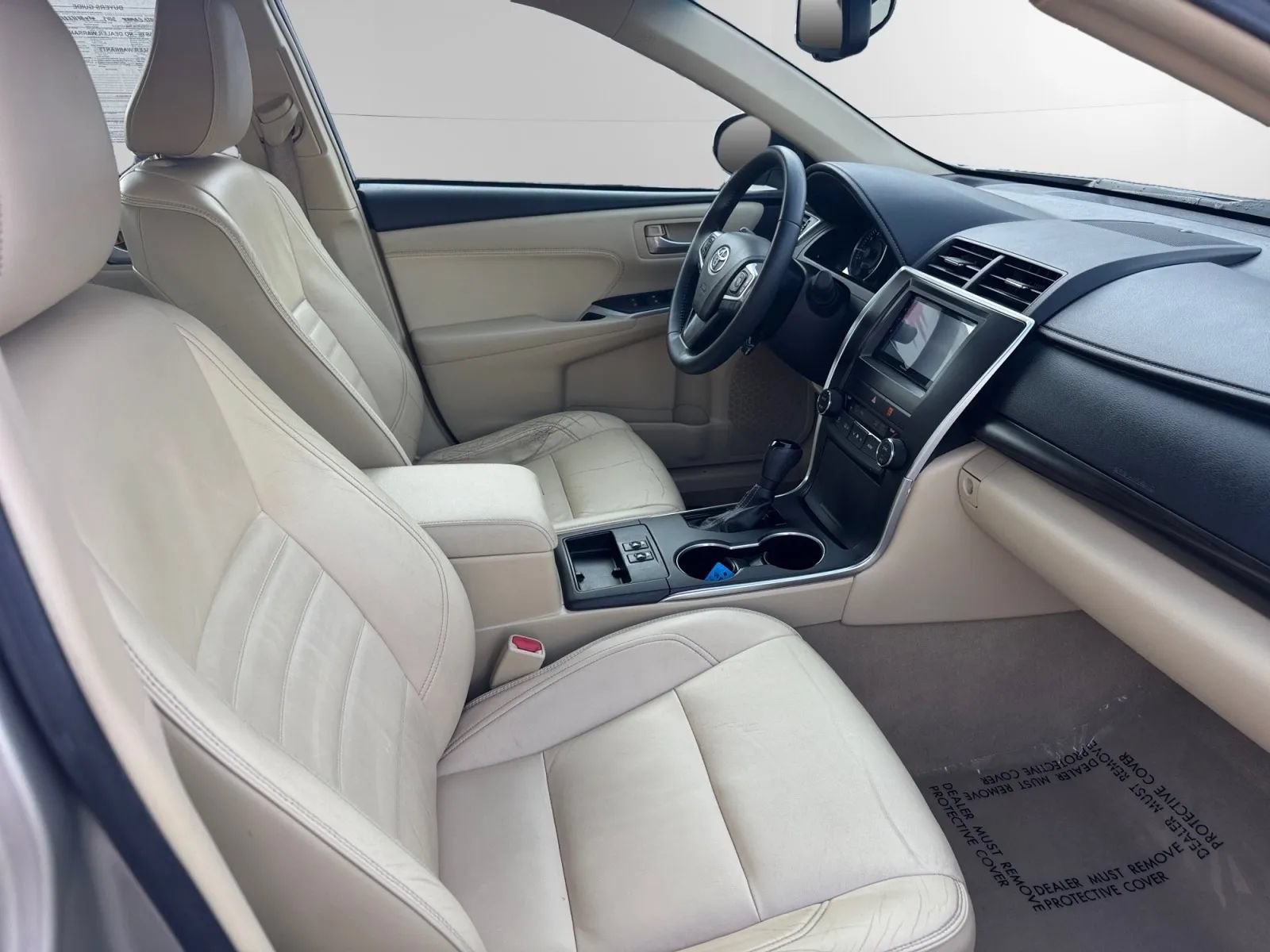 Used 2015 Toyota Camry XLE w/ Convenience Package FWD image 19