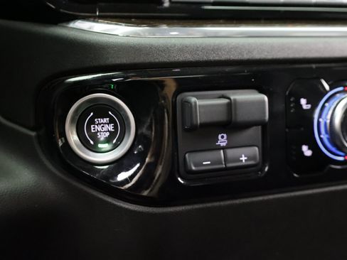 Used 2023 GMC Sierra 1500 Elevation w/ LPO, Elevation Black Package AWD/4WD image 25