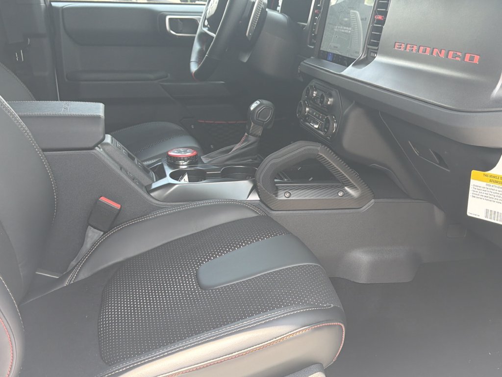 New 2026 Ford Bronco Raptor w/ Interior Carbon Fiber Pack AWD/4WD image 9
