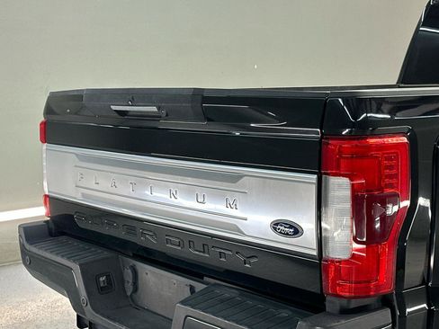 Used 2019 Ford F350 Platinum w/ Platinum Ultimate Package AWD/4WD image 10